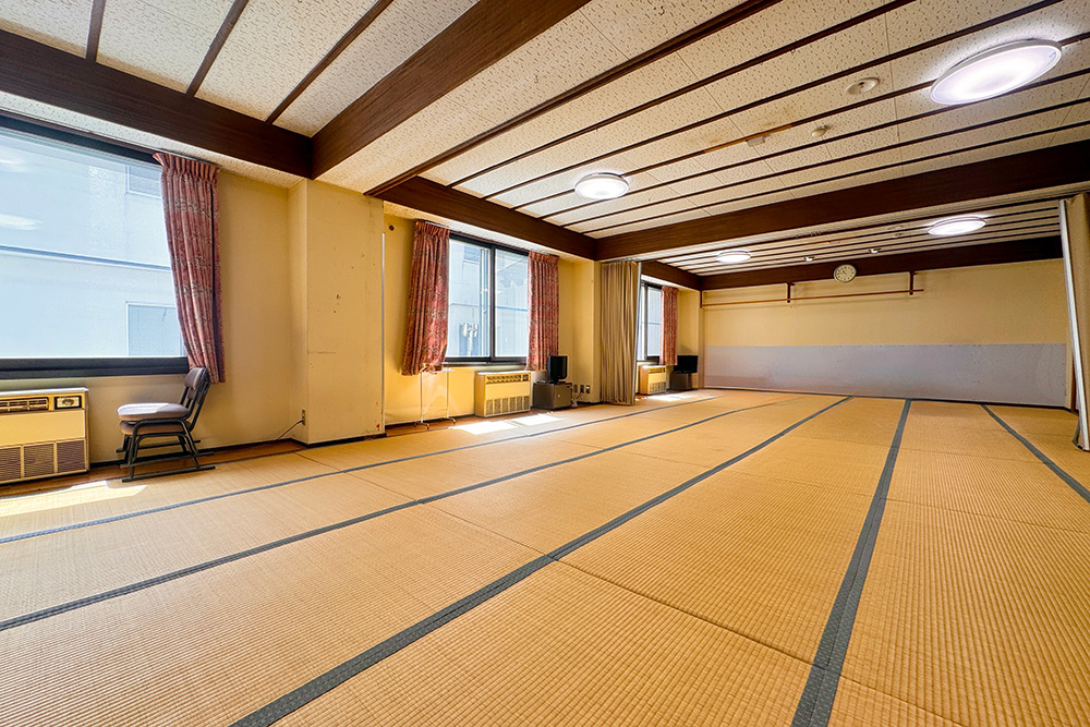 広間